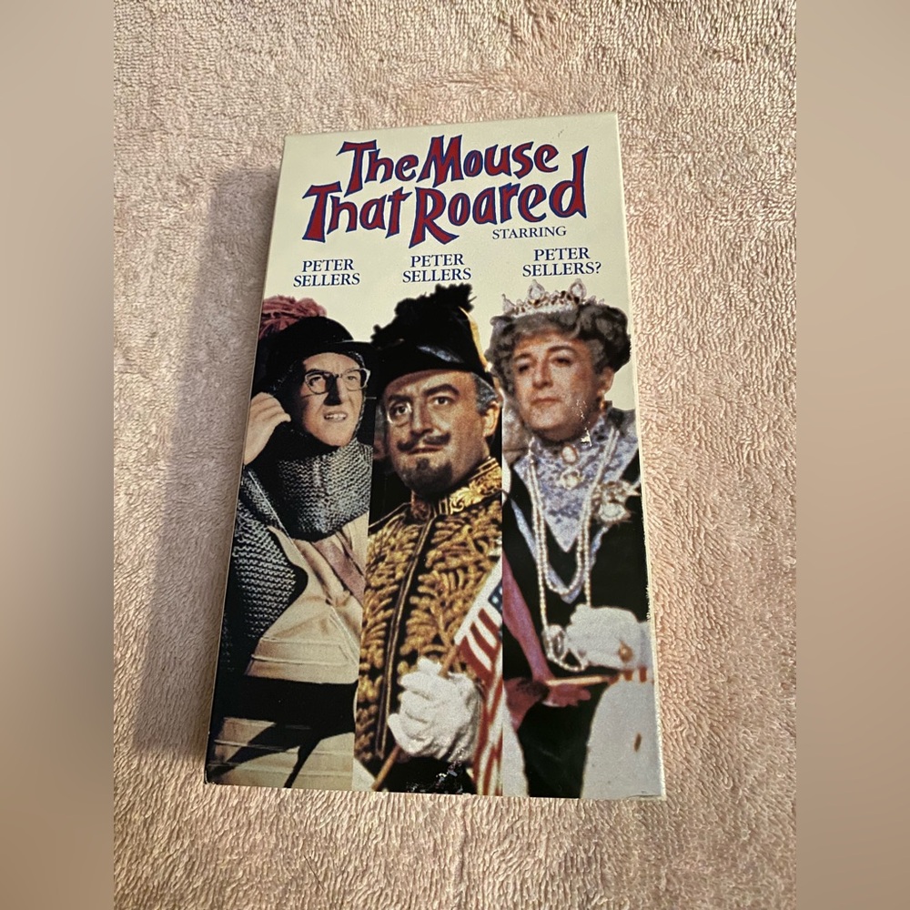 The Mouse That Roared, Peter Sellers, 1993 Columbia TriStar Home Video